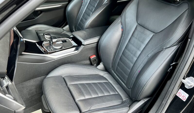 BMW 330E SALOON M SPORT INDIVIDUAL full