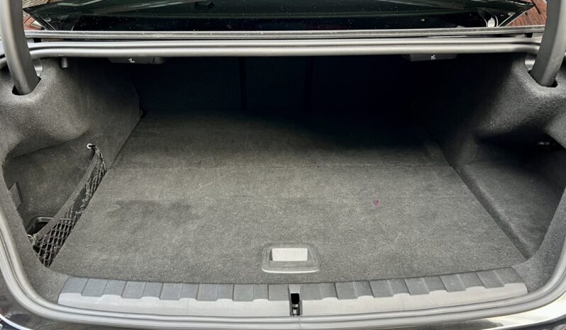 BMW 330E SALOON M SPORT INDIVIDUAL full