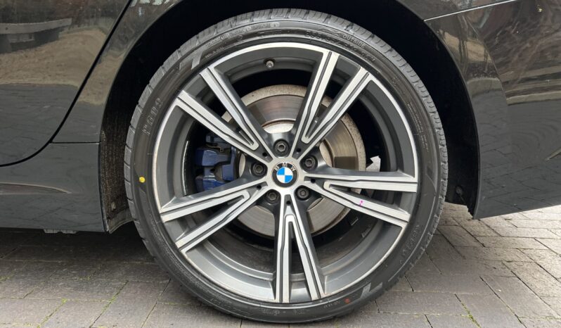 BMW 330E SALOON M SPORT INDIVIDUAL full