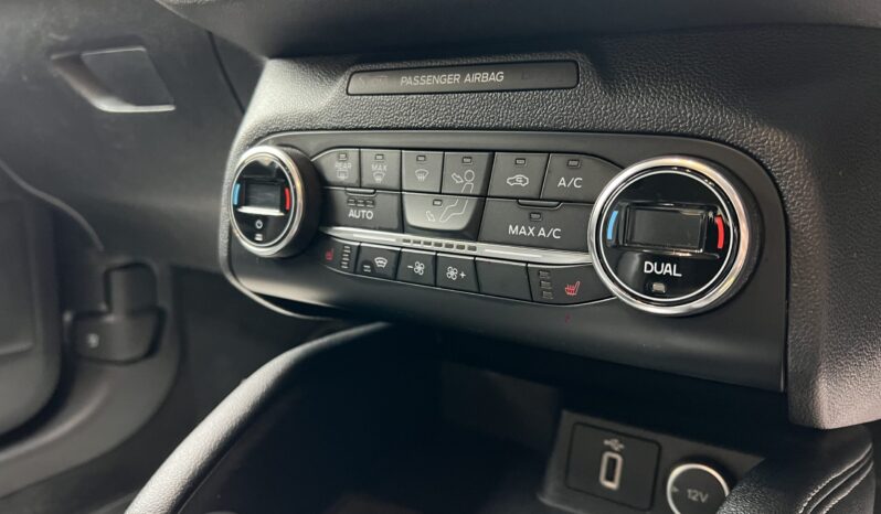 FORD FOCUS TITANIUM X full