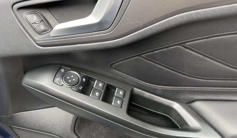 FORD FOCUS TITANIUM X full