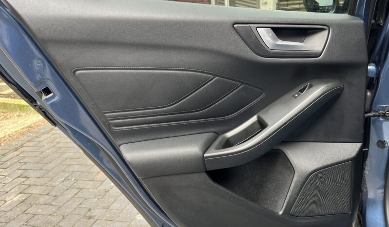 FORD FOCUS TITANIUM X full