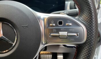 MERCEDES BENZ A250e AMG LINE full