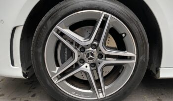 MERCEDES BENZ A250e AMG LINE full