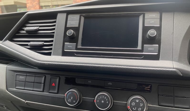 VOLKSWAGEN TRANSPORTER STARLINE full