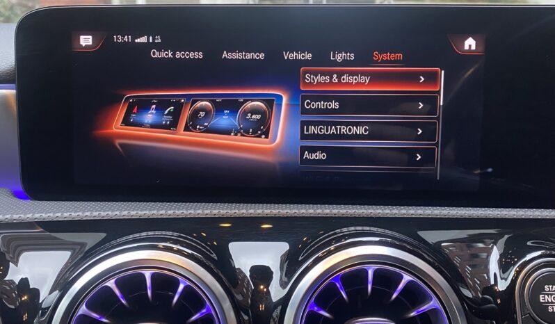 MERCEDES BENZ A180d AMG LINE (PREMIUM PLUS 2) full