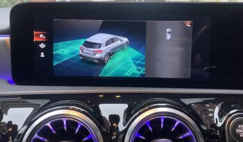 MERCEDES BENZ A180d AMG LINE (PREMIUM PLUS 2) full
