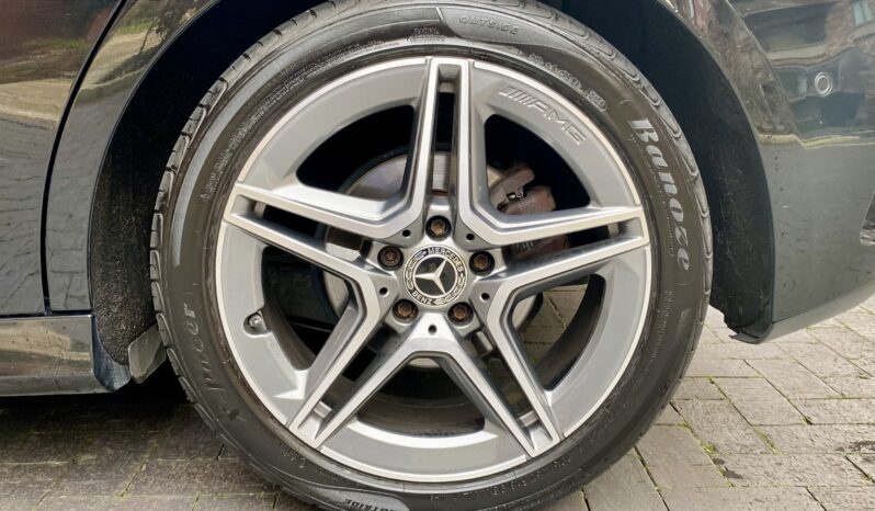 MERCEDES BENZ A180d AMG LINE (PREMIUM PLUS 2) full