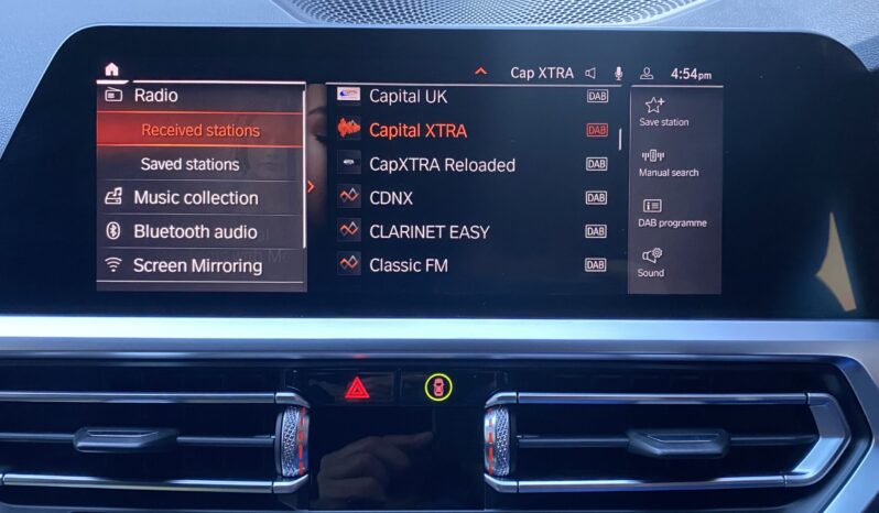 BMW 330d SALOON M SPORT full