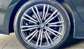 BMW 330d SALOON M SPORT full