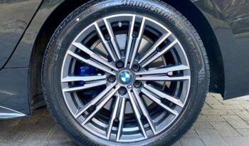 BMW 330d SALOON M SPORT full