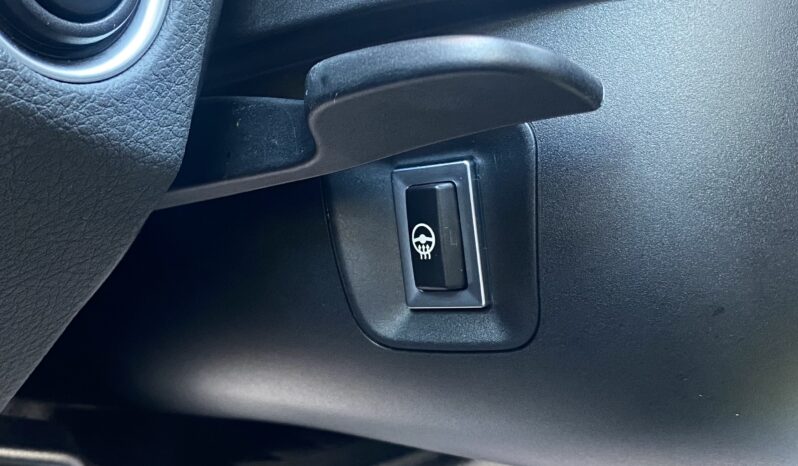 BMW 320i TOURING SHADOW EDITION M SPORT full