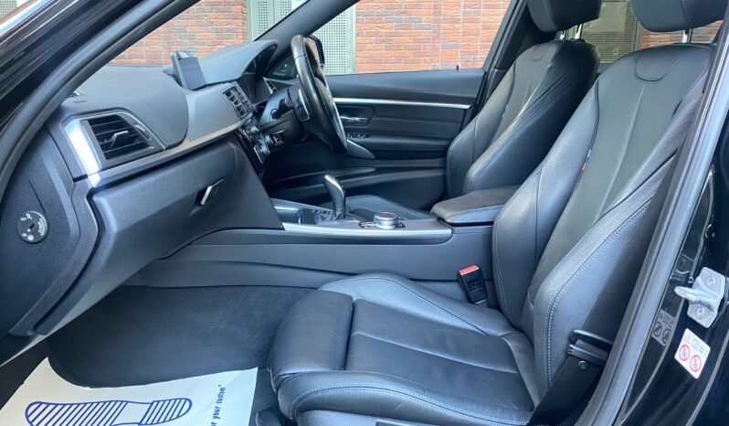 BMW 320i TOURING SHADOW EDITION M SPORT full