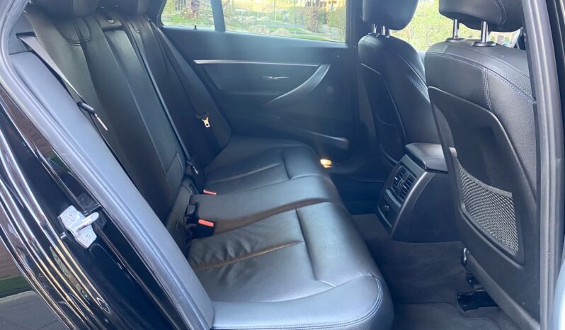 BMW 320i TOURING SHADOW EDITION M SPORT full