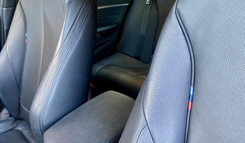 BMW 320i TOURING SHADOW EDITION M SPORT full