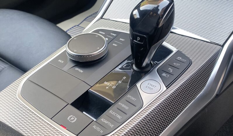 BMW 330E TOURING M SPORT full