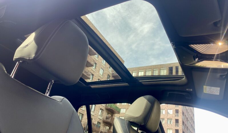 BMW 330E TOURING M SPORT full