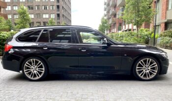 BMW 320i TOURING M SPORT full