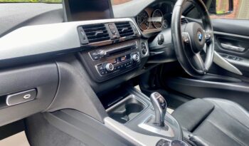 BMW 320i TOURING M SPORT full