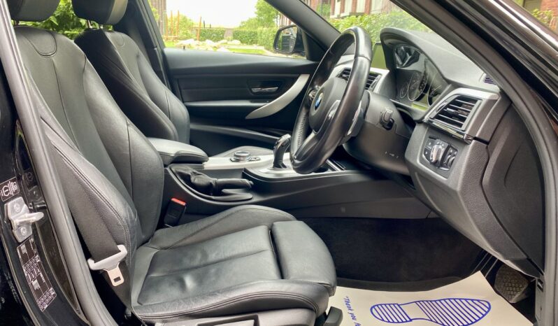 BMW 320i TOURING M SPORT full