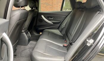 BMW 320i TOURING M SPORT full