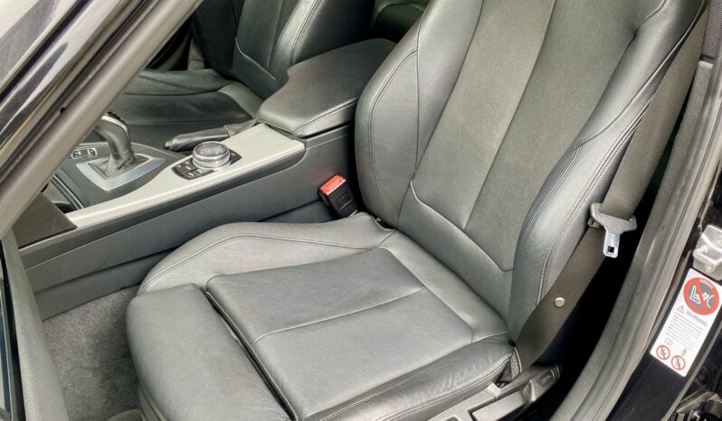 BMW 320i TOURING M SPORT full