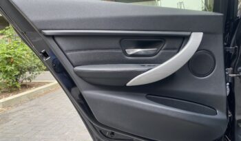 BMW 320i TOURING M SPORT full