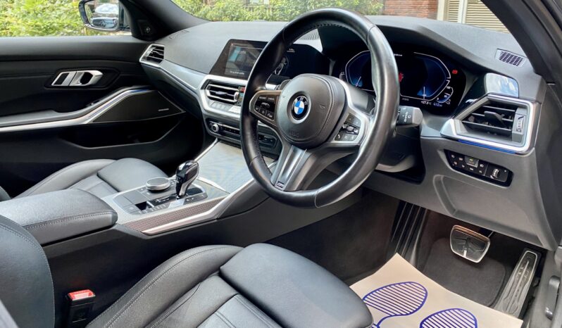 BMW 330E TOURING M SPORT HIGH GLOSS SHADOW LINE full