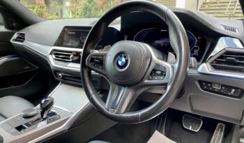 BMW 330E TOURING M SPORT HIGH GLOSS SHADOW LINE full