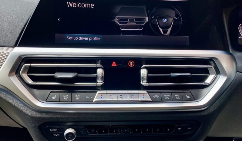 BMW 330E TOURING M SPORT HIGH GLOSS SHADOW LINE full