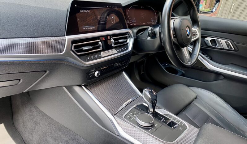 BMW 330E TOURING M SPORT full