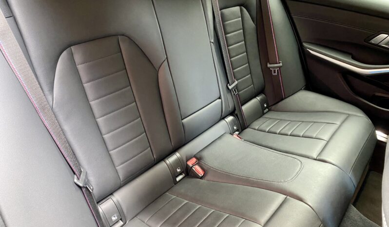 BMW 330E TOURING M SPORT full