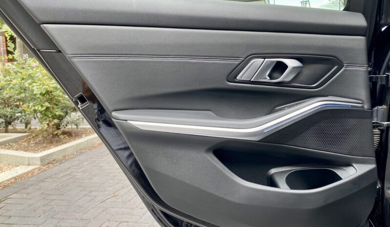 BMW 330E TOURING M SPORT full