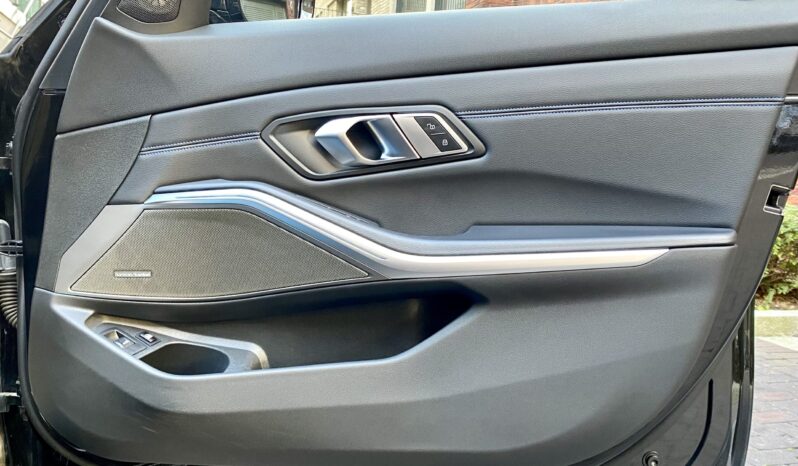 BMW 330E X DRIVE TOURING M SPORT full