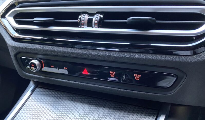 BMW 330E X DRIVE TOURING M SPORT full