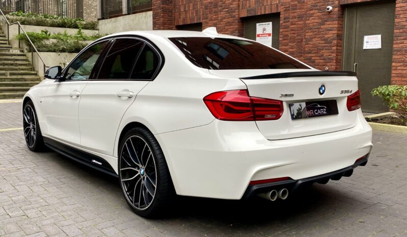 BMW 335d SALOON M SPORT full