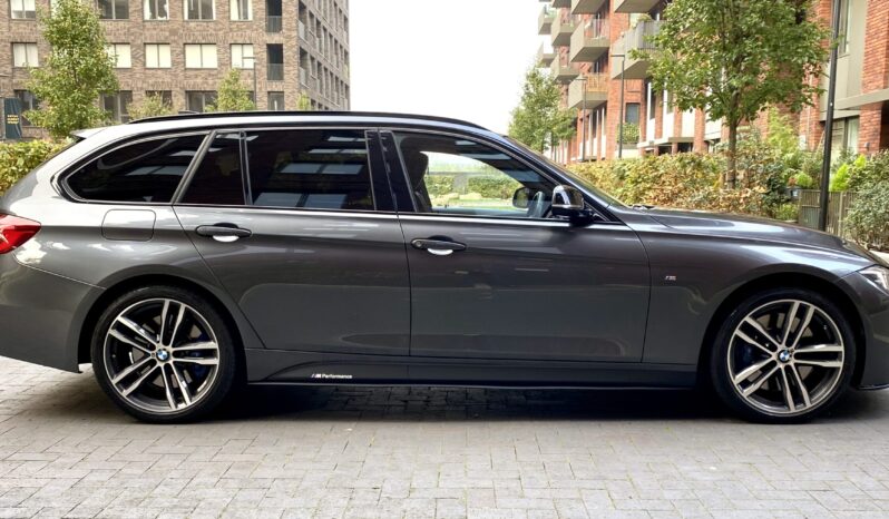 BMW 330d TOURING M SPORT SHADOW EDITION full
