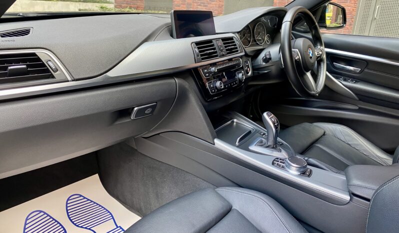BMW 330d TOURING M SPORT SHADOW EDITION full