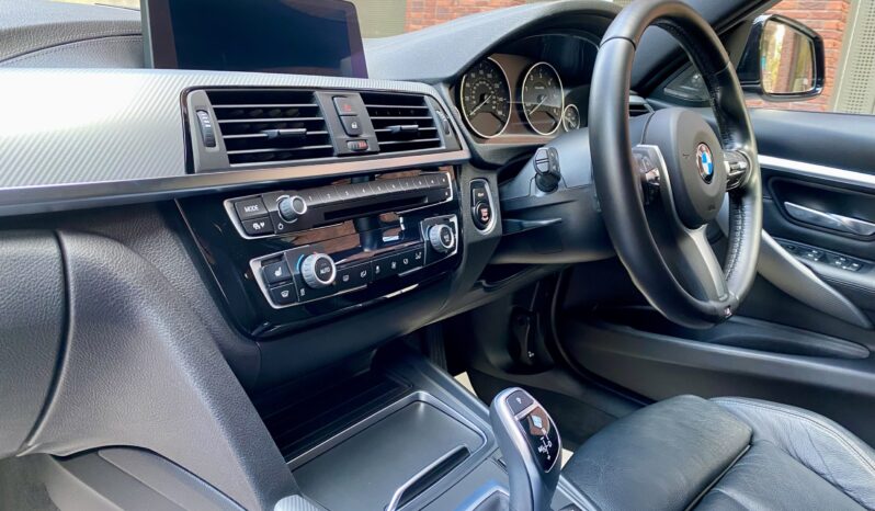BMW 330d TOURING M SPORT SHADOW EDITION full