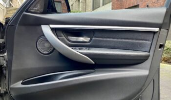 BMW 330d TOURING M SPORT SHADOW EDITION full