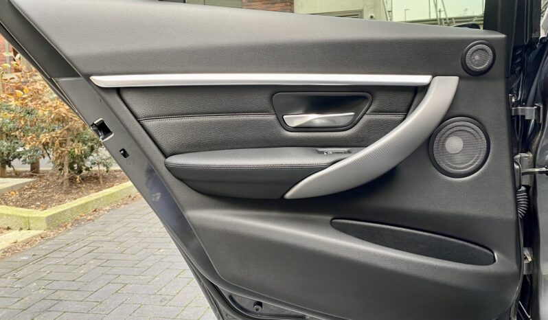BMW 330d TOURING M SPORT SHADOW EDITION full