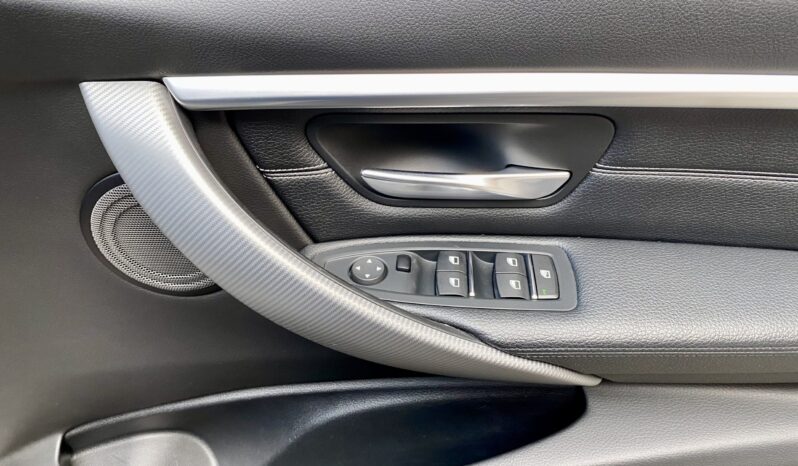 BMW 330d TOURING M SPORT SHADOW EDITION full