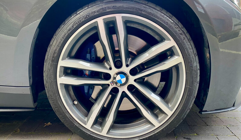 BMW 330d TOURING M SPORT SHADOW EDITION full