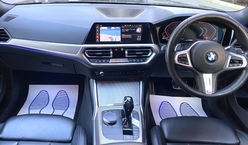 BMW 330d SALOON M SPORT full