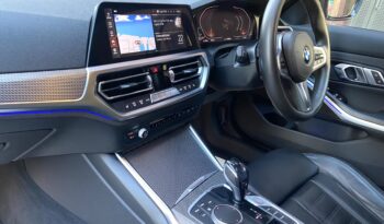 BMW 330d SALOON M SPORT full