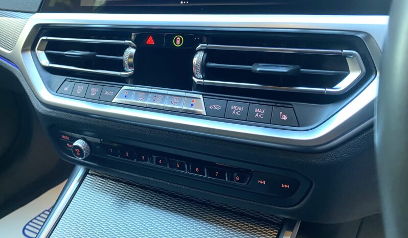 BMW 330d SALOON M SPORT full