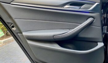 BMW 520d TOURING M SPORT full