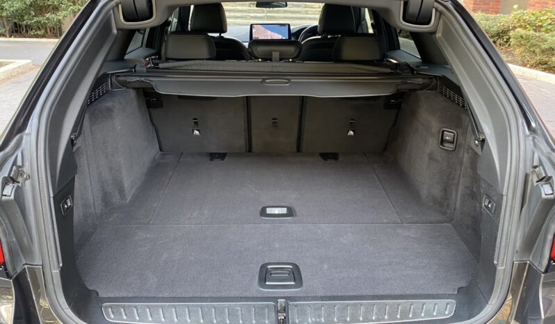 BMW 520d TOURING M SPORT full