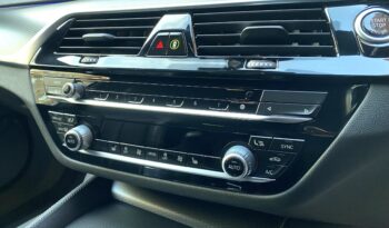 BMW 520d TOURING M SPORT full