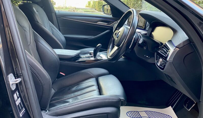 BMW 520d TOURING M SPORT full